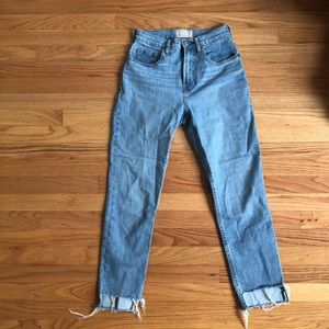 EVERLANE Cheeky Straight (with raw hem)